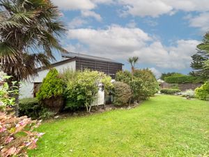 Photo 35- click for photo gallery